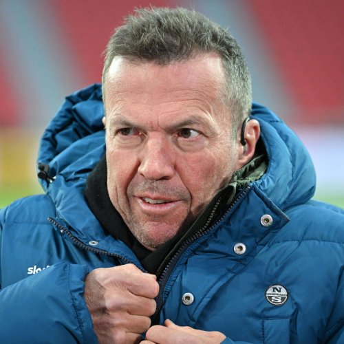 28238933-lothar-matthaeus-zaehlt-beim-fc-bayern-zwei-abwehrstars-an-2Mec.jpg
