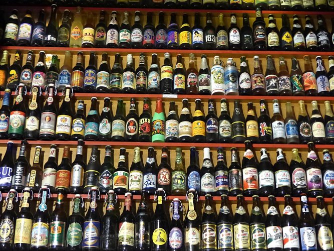 beer-bottles-797992_1920.jpg